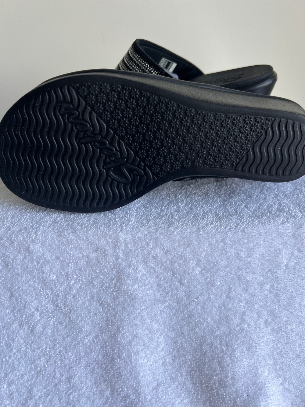 Skechers Black Sparkle Double-Strap Slide Sandals - Picture 4 of 4
